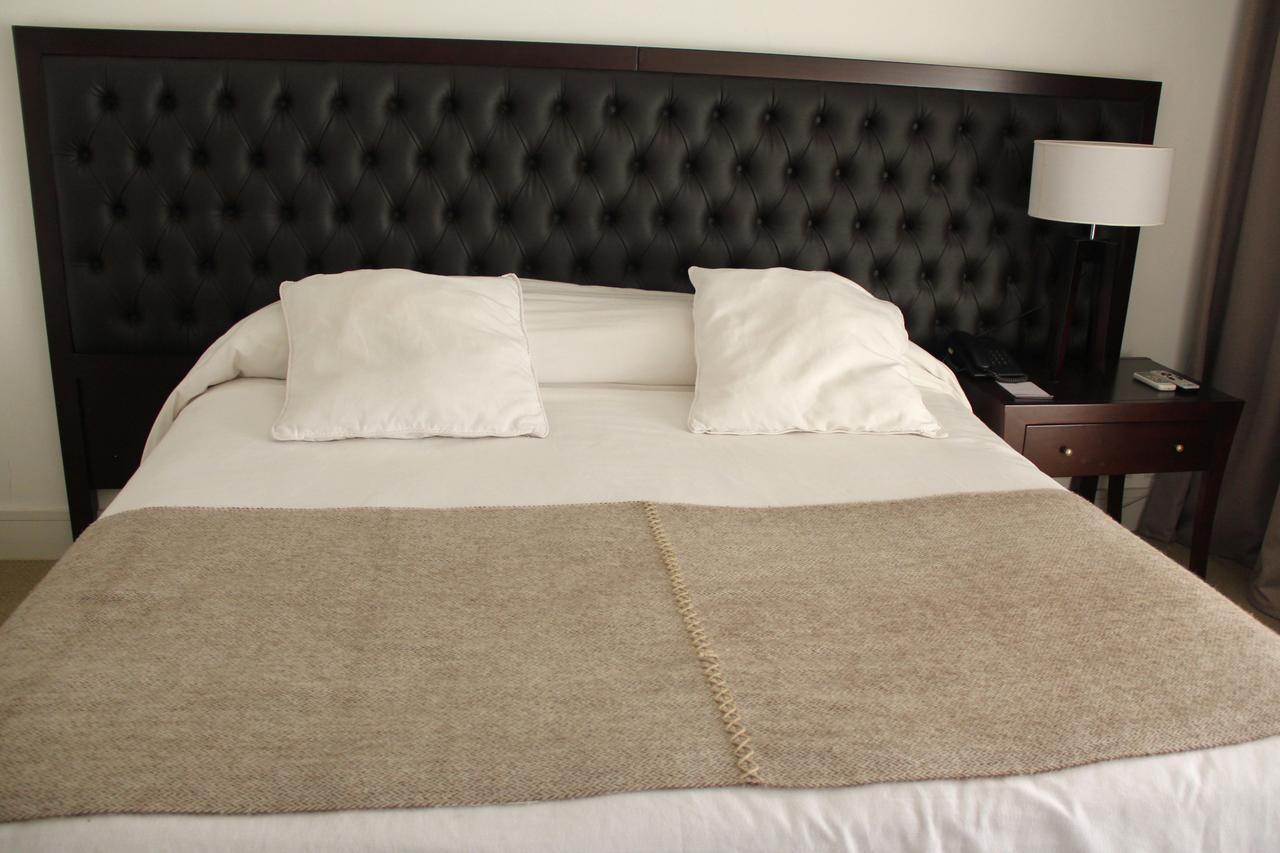 Real Hotel Lujan Kültér fotó